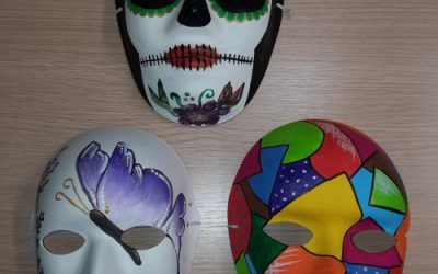 Maskers schilderen versieren